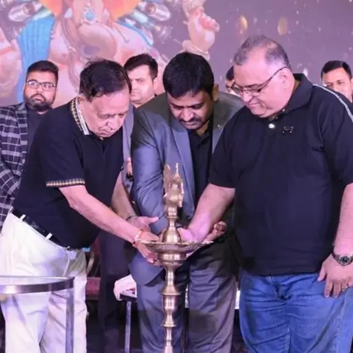 distributors carousel img